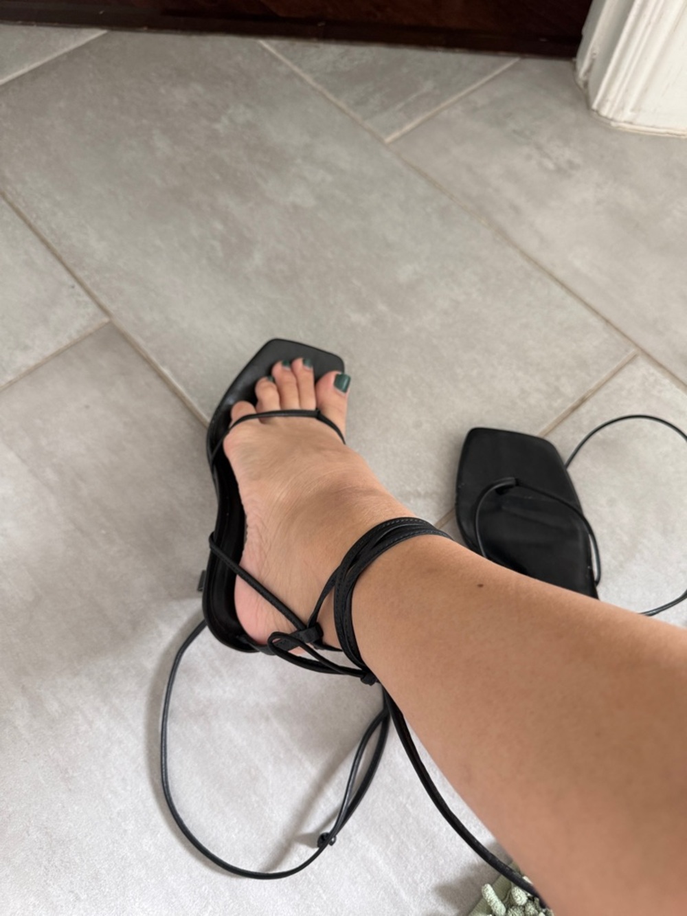 Steve Madden Black Lace-Up Square-Toe Strappy Sandals - Picture 9 of 9